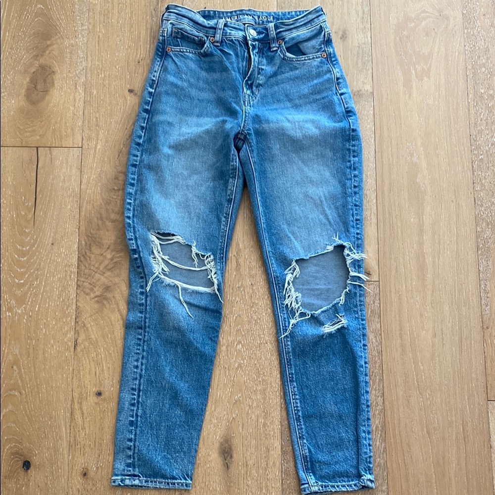 AMERICAN EAGLE “STRIGID, MOM JEAN” size 0